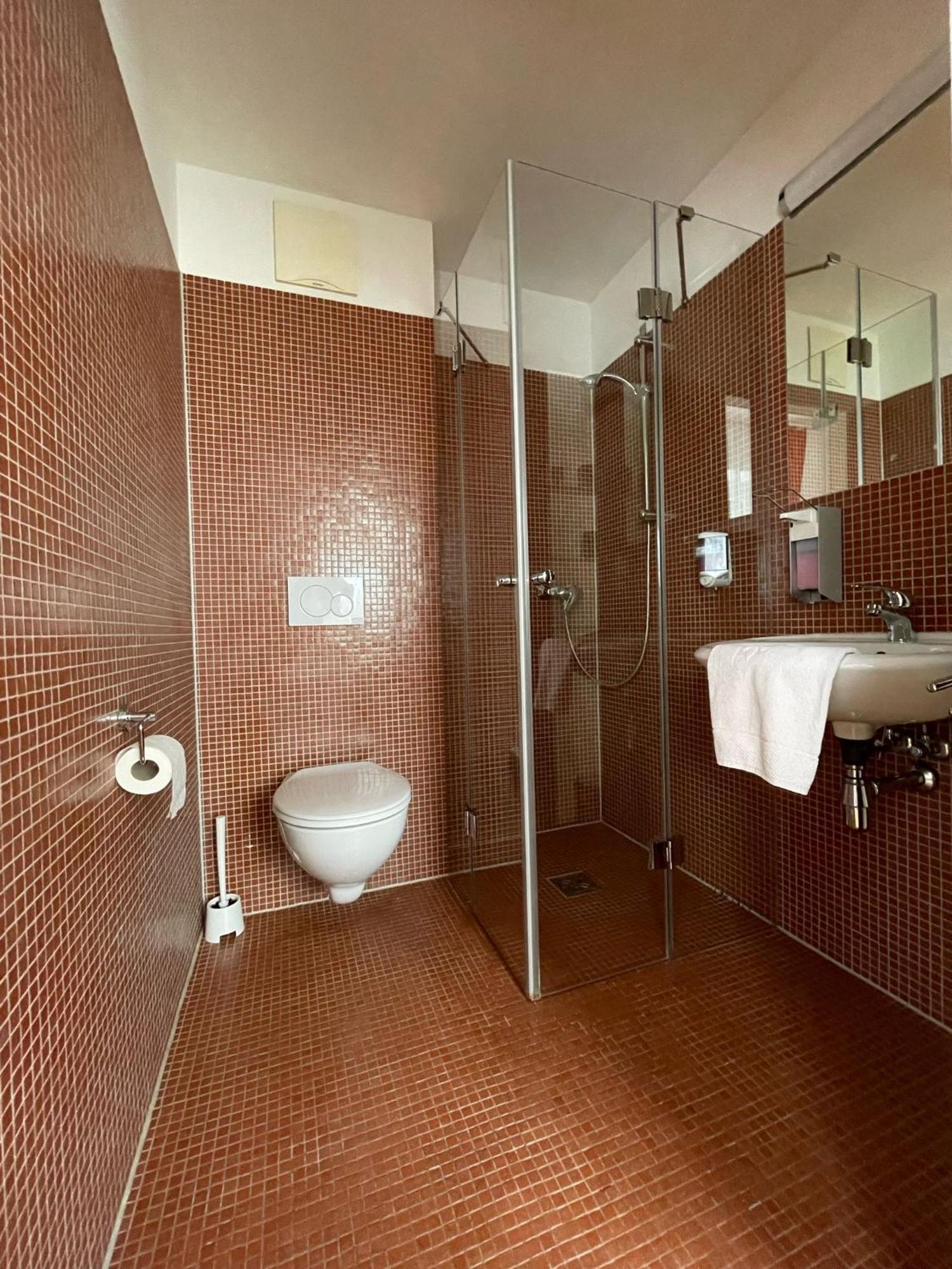 Workbase Viena